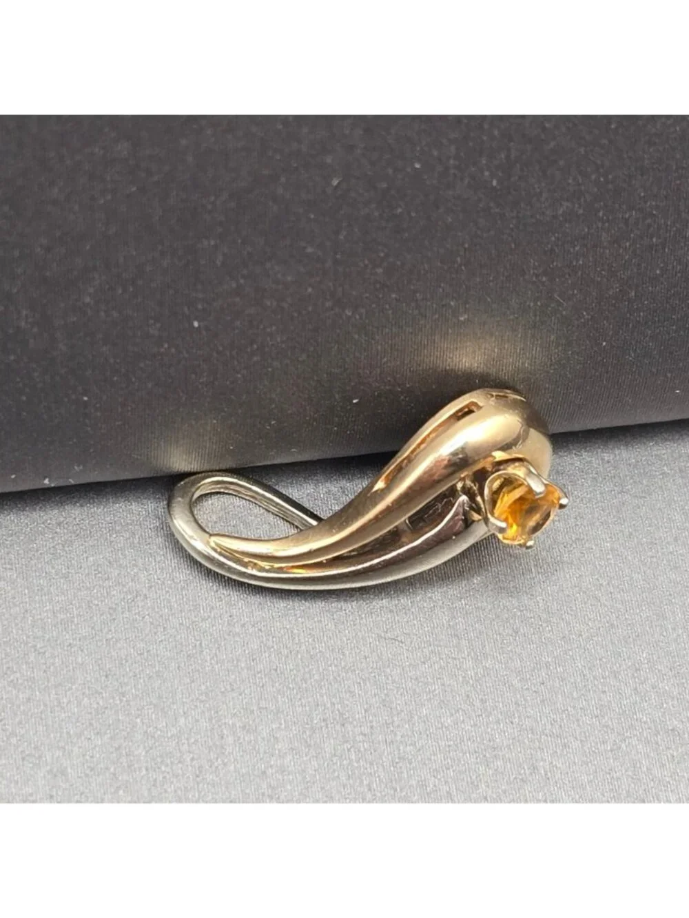 14k Yellow Gold Citrine Pendant Sculptural Ribbon Statement Charm Signed KK - Picture 3 of 14